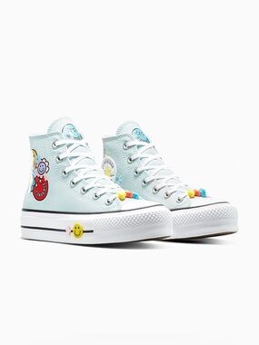 Converse 💚❤️ Women’s Chuck Taylor All Star Lift Platform Sneakers